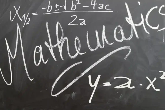The Role of Mathematics in Developing Analytical Skills in Students